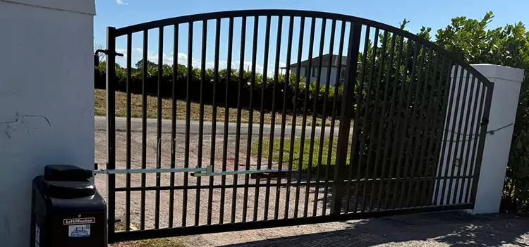 Driveway Fence Repair Romeoville